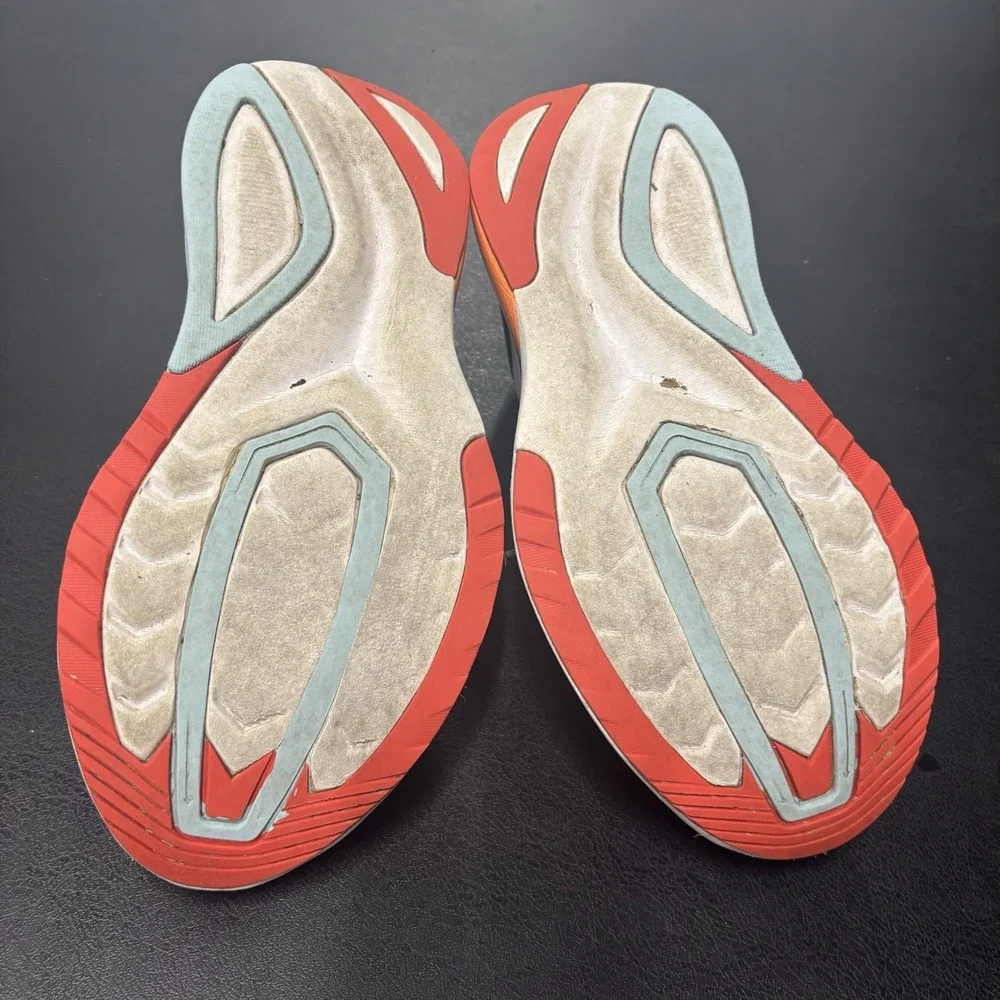 Saucony good send